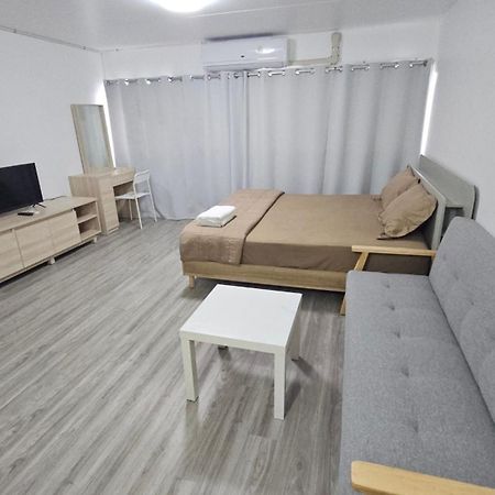 New Room Nonthaburi Exterior photo